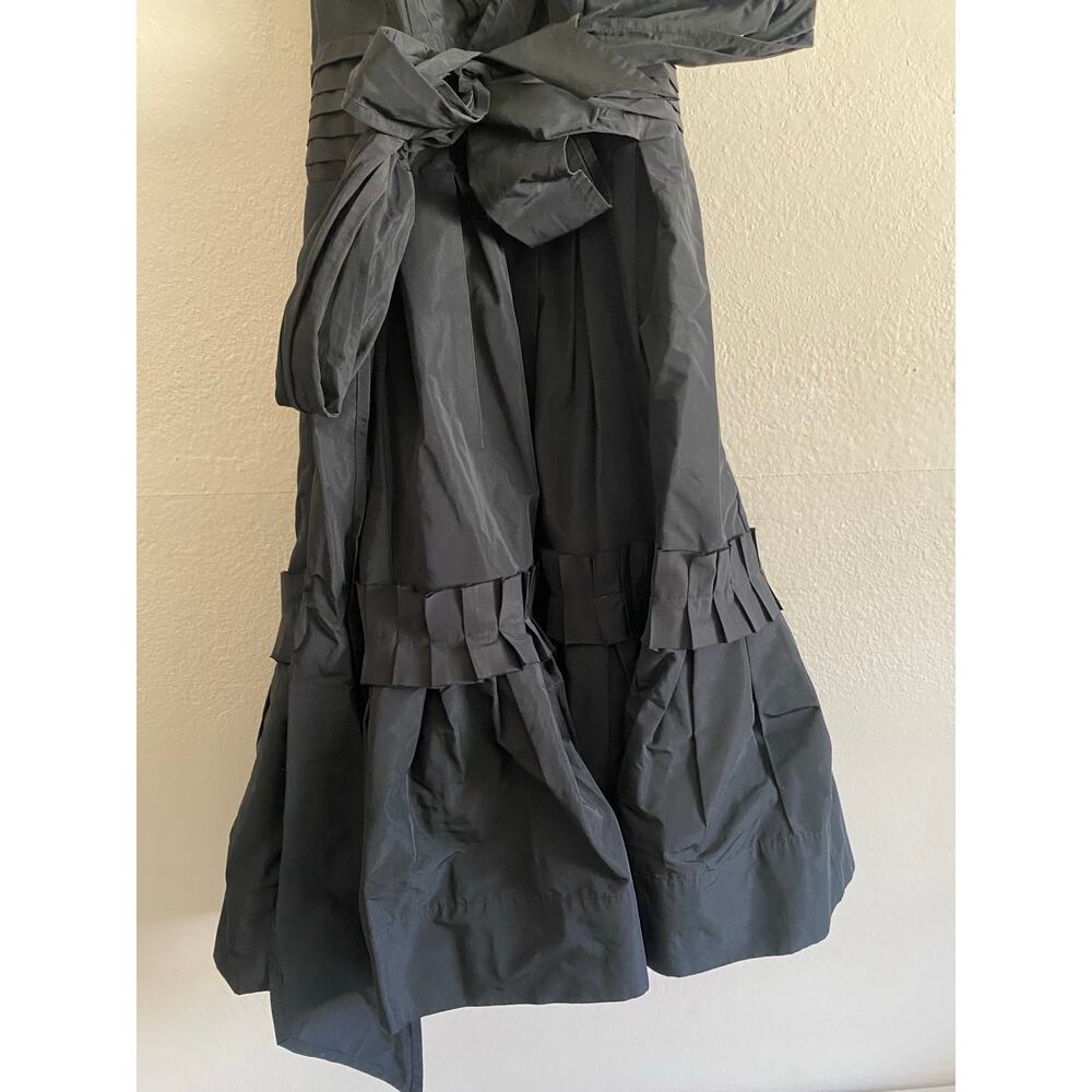 Little Black Dress - Picture 6 of 7